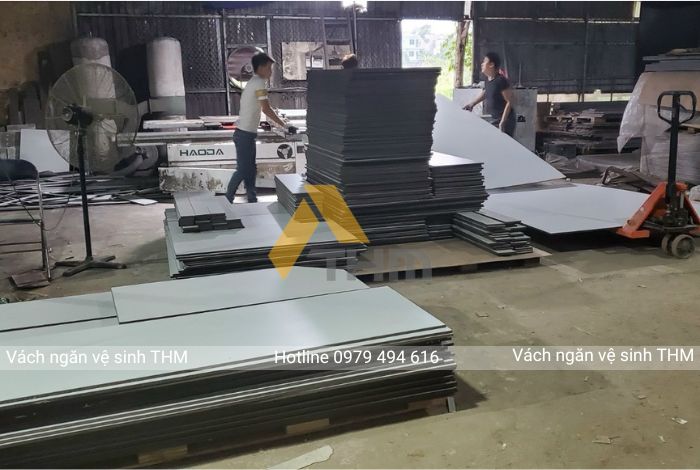 Bảng giá tấm compact HPL chống nước, chống ẩm vượt trội 2024