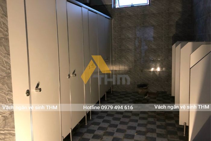 20+ Mẫu vách ngăn nhà vệ sinh hiện đại, thông dụng 2024