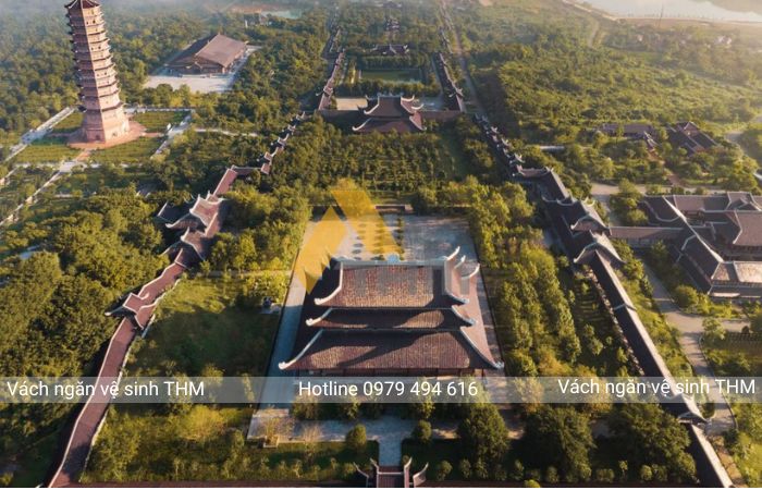 THI CÔNG VÁCH NGĂN VỆ SINH THM TẠI KHU PHỤ CHỢ CHÙA BÁI ĐÍNH – NINH BÌNH